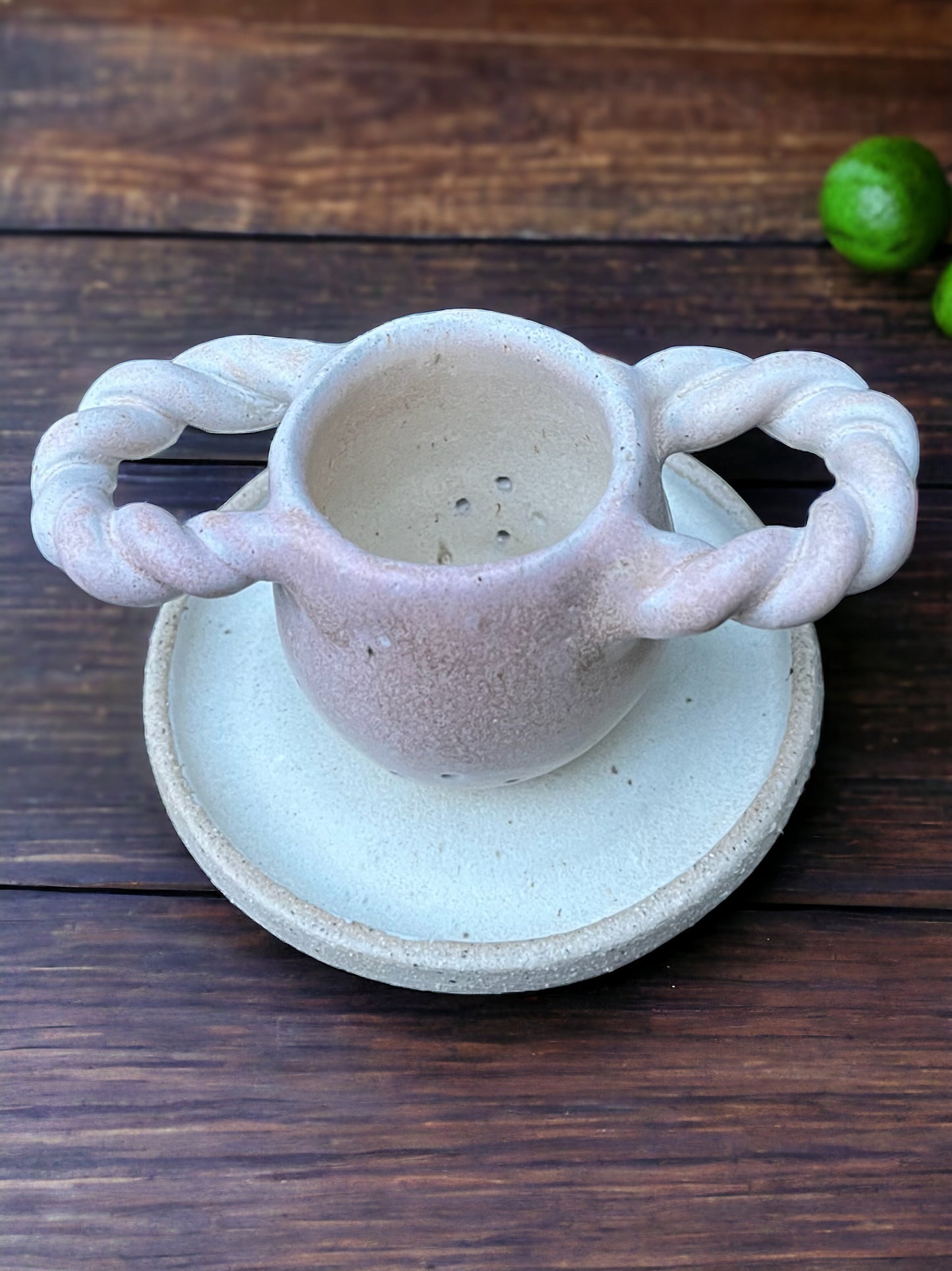 Braided Ceramic Tea Strainer & Plate