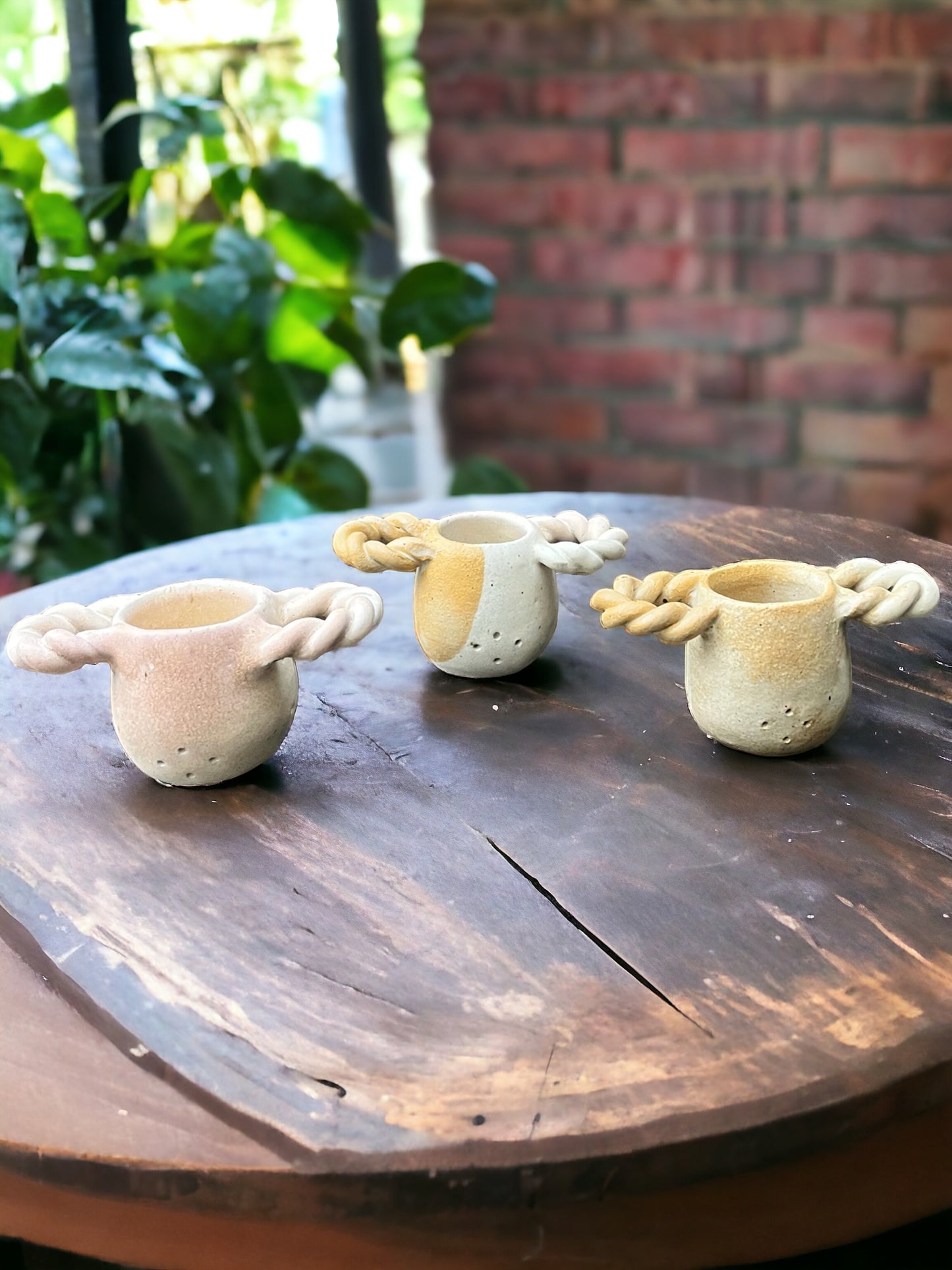 Braided Ceramic Tea Strainer & Plate