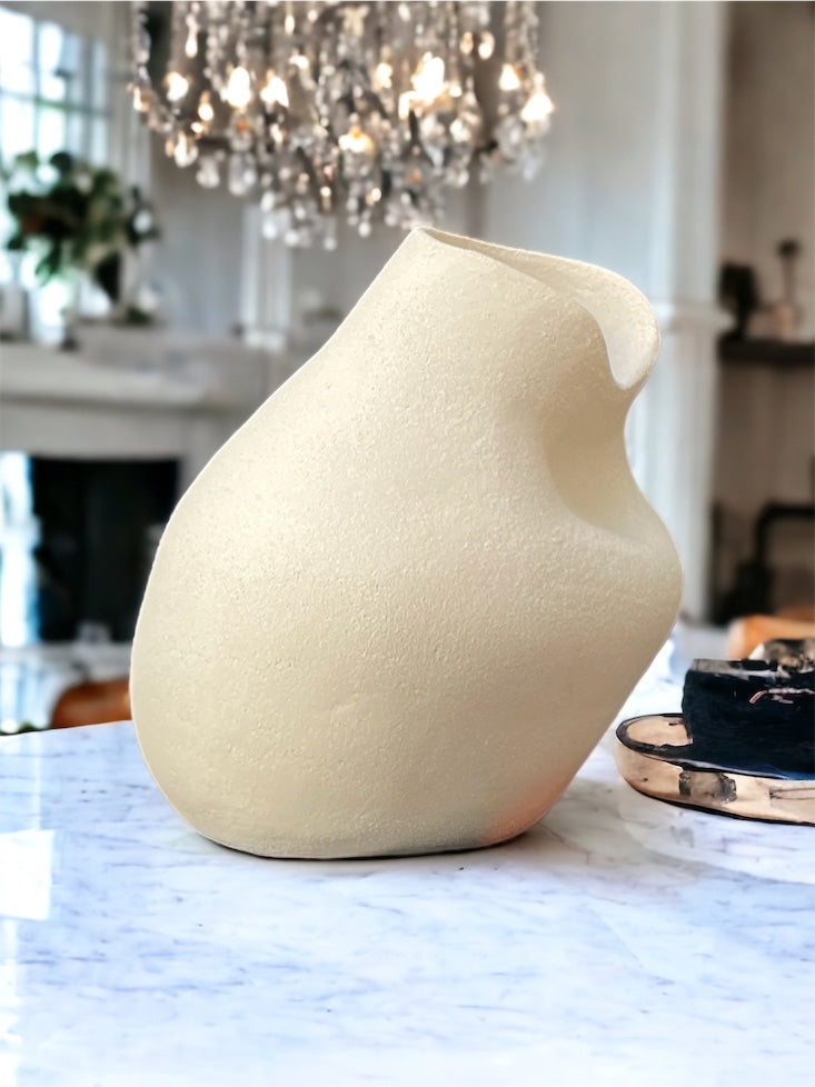 The White Vase