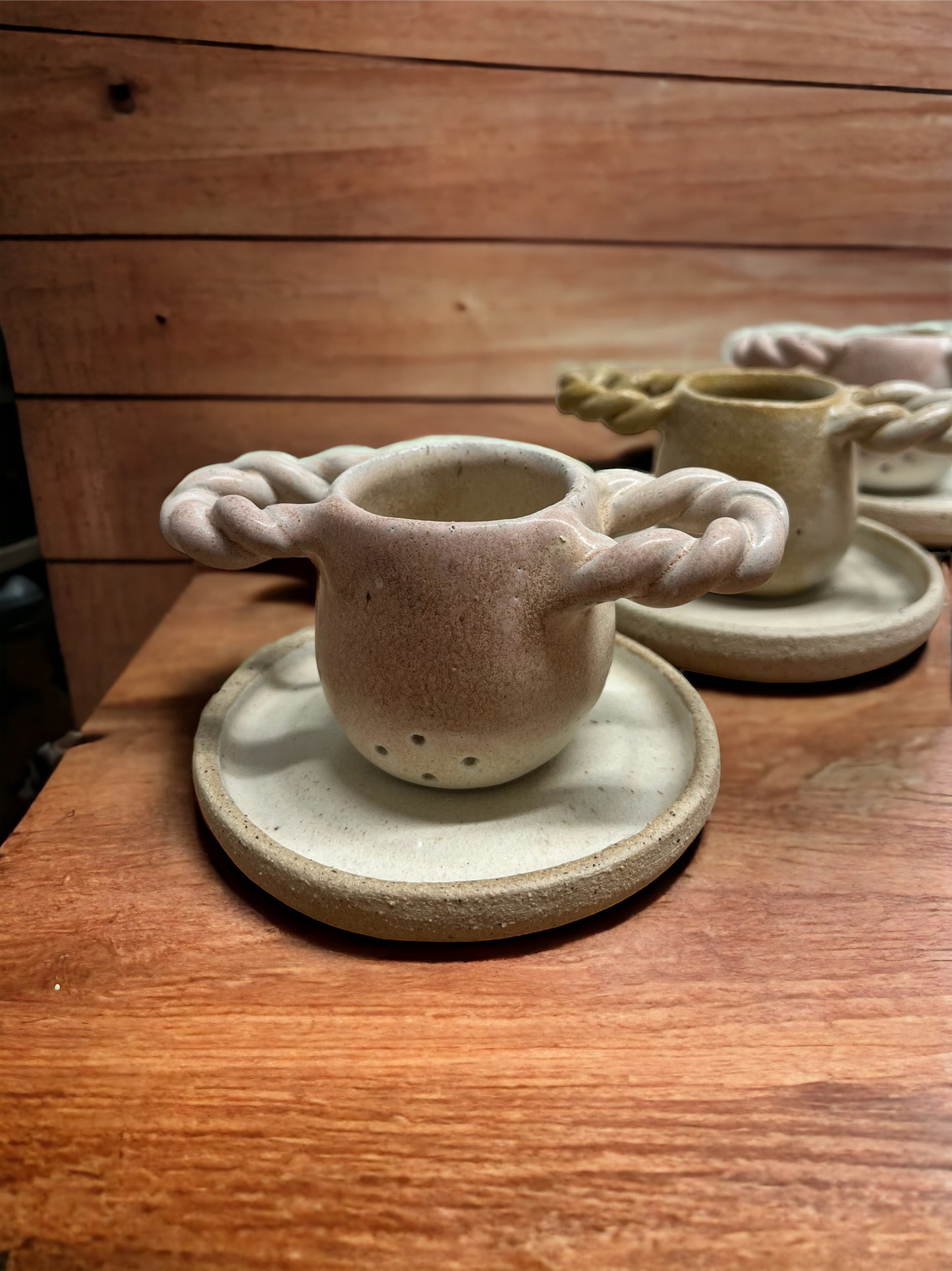 Braided Ceramic Tea Strainer & Plate